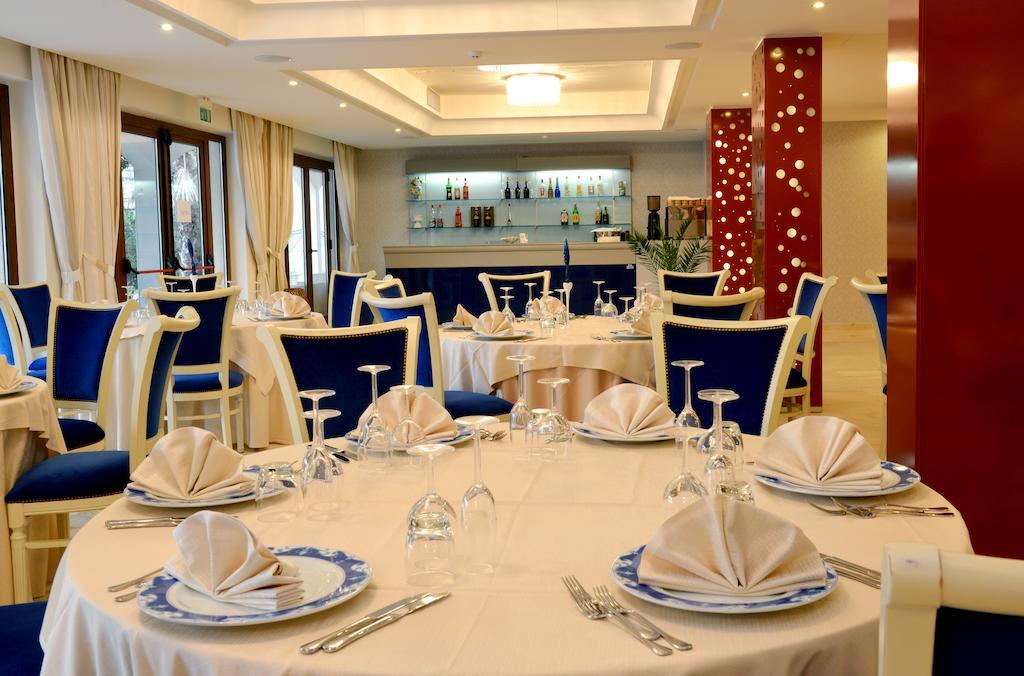 Prince Franklyn Hotel Santa Maria di Castellabate Exterior photo