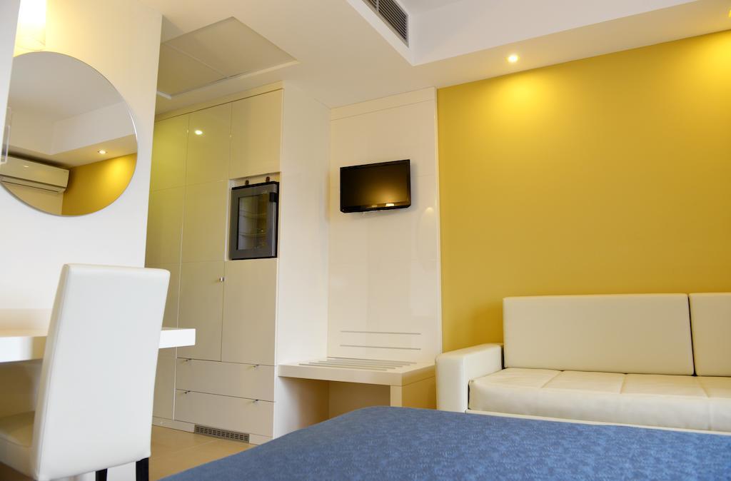 Prince Franklyn Hotel Santa Maria di Castellabate Exterior photo
